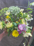 Seasonal Cut Flower Bouquet - Medium